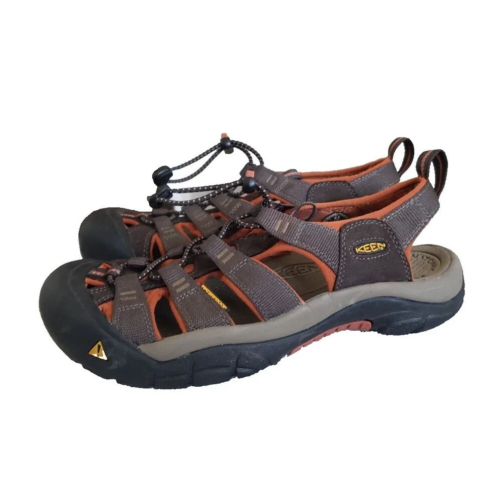 KEEN Newport H2 Strappy Fisherman Hiking Water Sandal Brown Men's 8.5 , 1008393